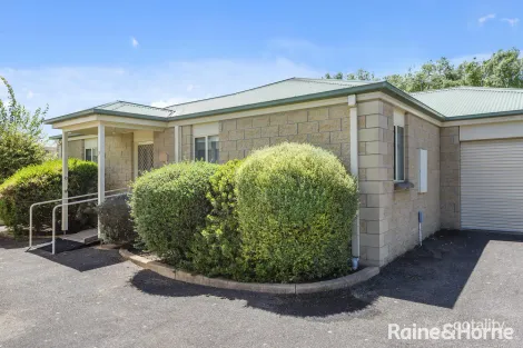 Property photo of 7/176 Station Road New Gisborne VIC 3438