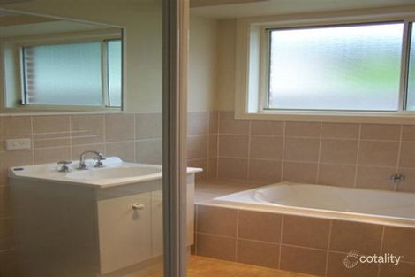 Property photo of 26 Fishermans Place Oxley Vale NSW 2340