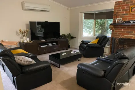 Property photo of 51 Evergreen Drive Wyndham Vale VIC 3024