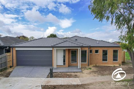 2 Kirra Ct, Pakenham, VIC 3810