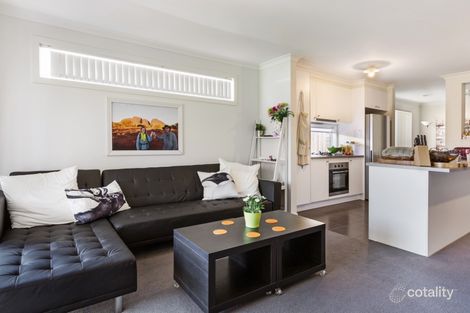 Property photo of 30 Yellow Gum Way Manor Lakes VIC 3024