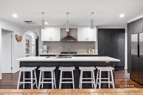 3 The Knoll, Ferntree Gully, VIC 3156