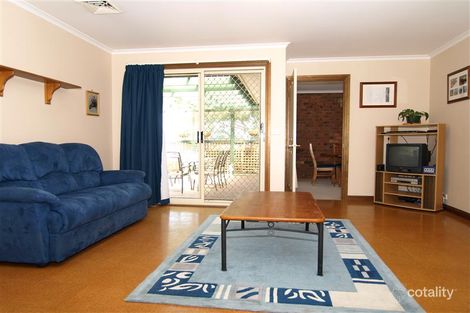Property photo of 24 Gabriel Avenue Jerrabomberra NSW 2619