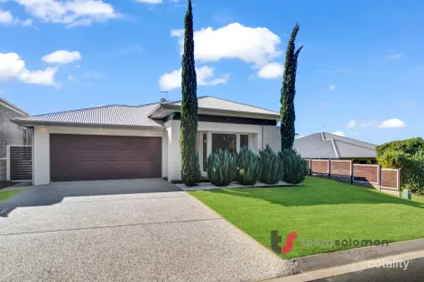 13 Bridgewater Cres, Redland Bay, QLD 4165