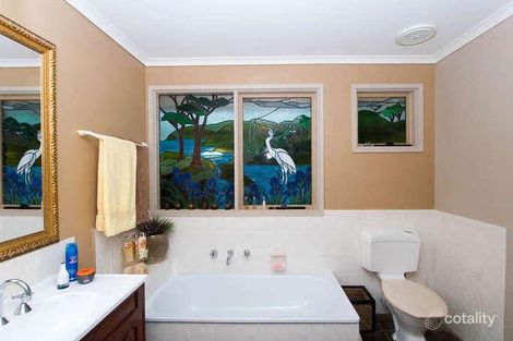 Property photo of 12 Yatton Place Craigieburn VIC 3064