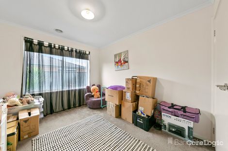 Property photo of 15 Benedetto Crescent Cranbourne East VIC 3977