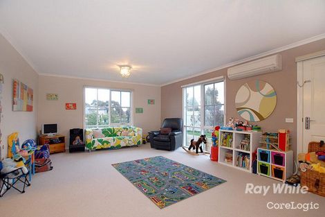 Property photo of 65 The Circuit Pakenham VIC 3810