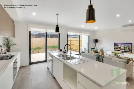 4 Shoreline Cres, Carrum Downs, VIC 3201