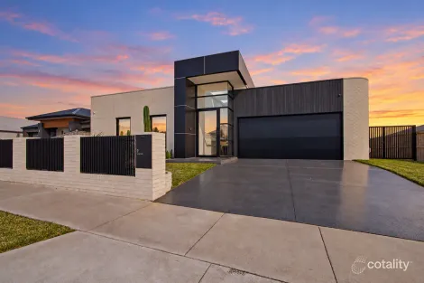Property photo of 9 Craven Mews Traralgon VIC 3844