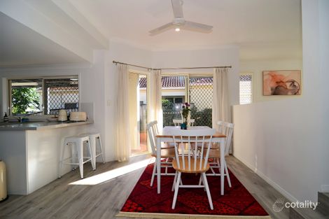 Property photo of 10 Flame Tree Crescent Carindale QLD 4152