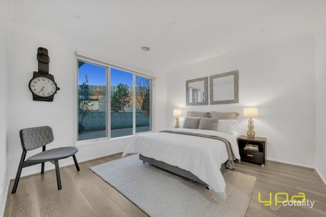 Property photo of 6 Camkerr Place Lyndhurst VIC 3975