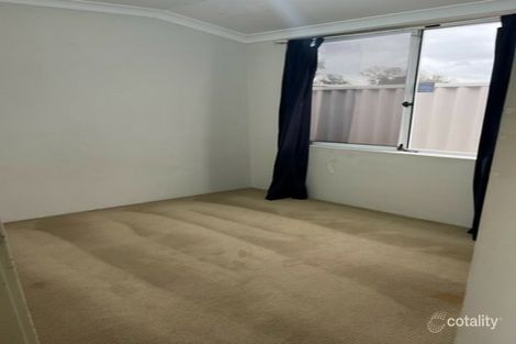 Property photo of 15 Orania Mews Warnbro WA 6169