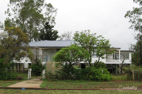 4 Douglass St, Clermont, QLD 4721