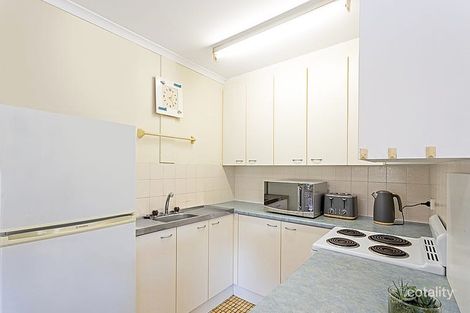 Property photo of 5/137 Prince Edward Parade Scarborough QLD 4020