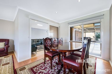 Property photo of 14 Pridham Court Endeavour Hills VIC 3802
