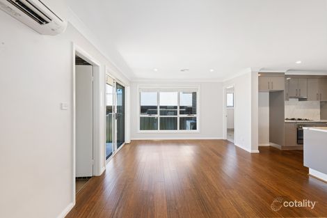 Property photo of 31 Dimboola Way Orange NSW 2800