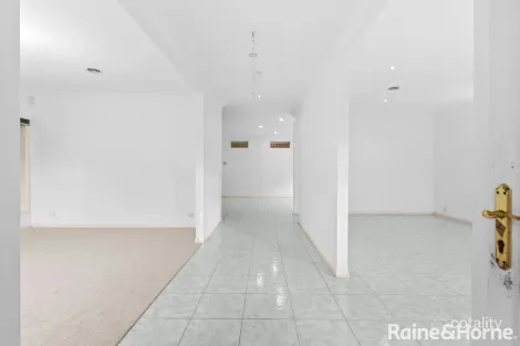 Property photo of 23 Perceval Crescent Taylors Lakes VIC 3038