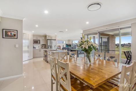Property photo of 20 Rodeo Drive Hillvue NSW 2340