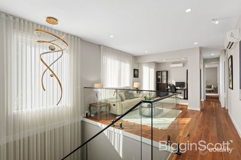 Property photo of 20 Saxonwood Drive Doncaster East VIC 3109