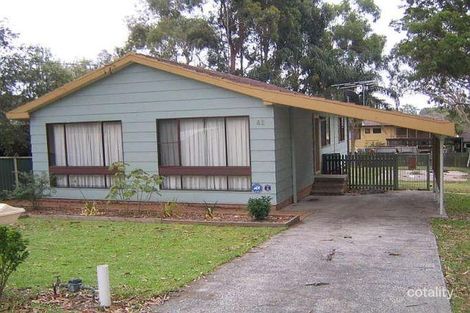 42 Catherine St, Mannering Park, NSW 2259