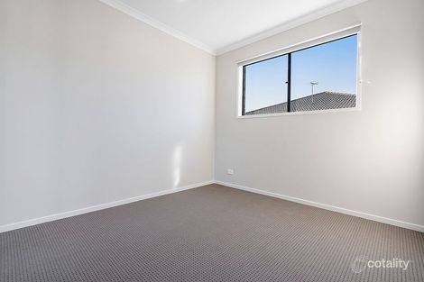 Property photo of 135 Vantage Boulevard Craigieburn VIC 3064