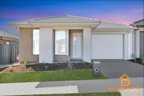 23 Lahar Rd, Truganina, VIC 3029
