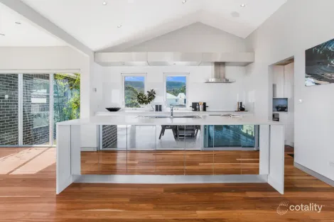Property photo of 1 Hutton Avenue Bulli NSW 2516
