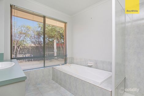 Property photo of 16 Farmhouse Court Sydenham VIC 3037