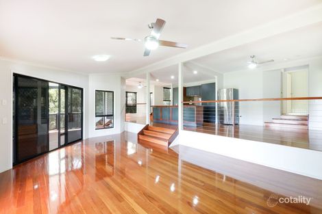 Property photo of 17 Valerie Close Edens Landing QLD 4207