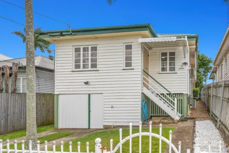 77 Reuben St, Stafford, QLD 4053