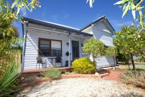 97 Natimuk Rd, Horsham, VIC 3400