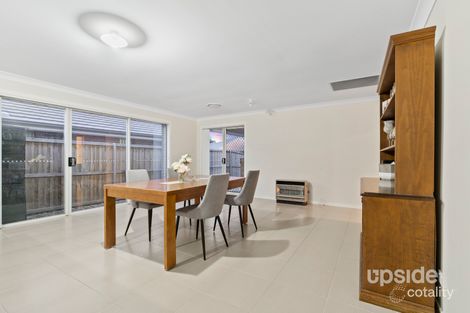 Property photo of 3 Clowes Street Elderslie NSW 2570