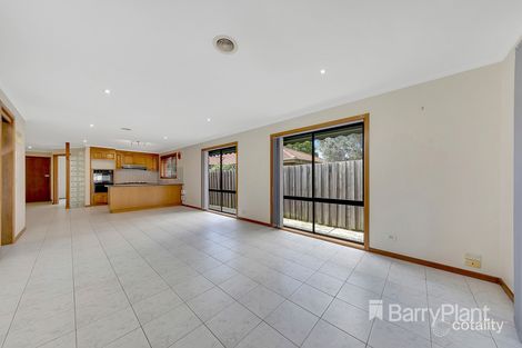 Property photo of 6B Yunupingu Court Mill Park VIC 3082