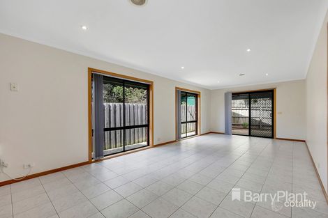 Property photo of 6B Yunupingu Court Mill Park VIC 3082