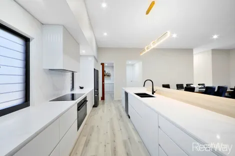 Property photo of 20 Chase Close Bargara QLD 4670