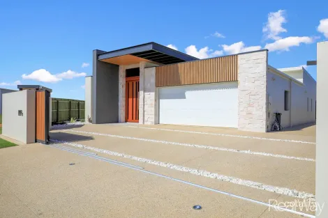 Property photo of 20 Chase Close Bargara QLD 4670