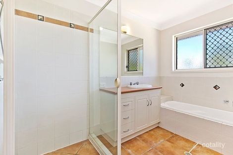 Property photo of 7 Hamersley Place Parkinson QLD 4115