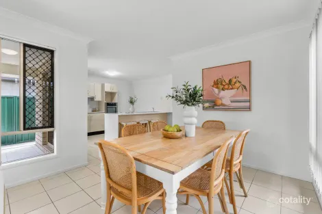 Property photo of 24 Haig Street Wynnum West QLD 4178
