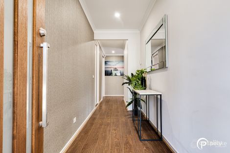 Property photo of 36 Serene Way Clyde North VIC 3978