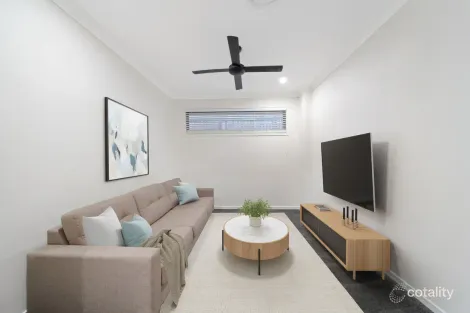 Property photo of 11 Jolly Mews Ripley QLD 4306
