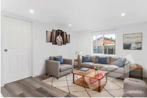 Property photo of 44 Ploughman Crescent Werrington Downs NSW 2747