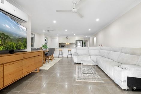 24 Apache St, Dakabin, QLD 4503