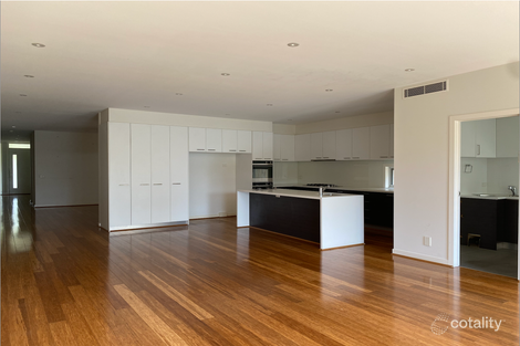 Property photo of 11A Melby Avenue St Kilda East VIC 3183
