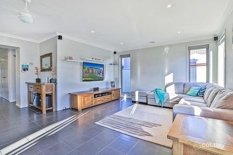 Property photo of 23 Salvia Avenue Pakenham VIC 3810