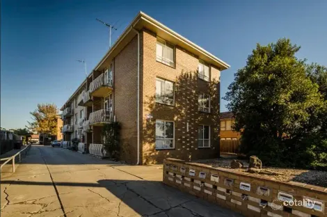 4/5 King Edward Ave, Albion, VIC 3020