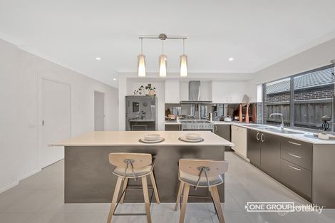 Property photo of 5 Primrose Crescent Mickleham VIC 3064