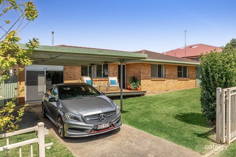 Property photo of 398 Alderley Street Kearneys Spring QLD 4350