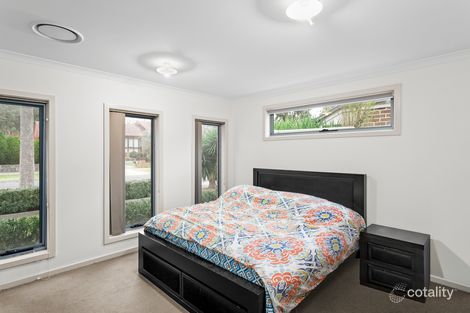 Property photo of 13 Zieria Drive South Morang VIC 3752