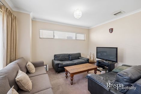 Property photo of 28 Leschenault Boulevard Lake Coogee WA 6166