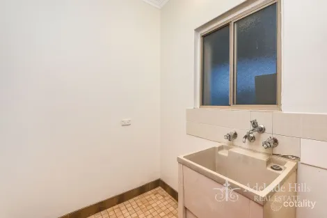 Property photo of 12 Graetz Street Murray Bridge SA 5253